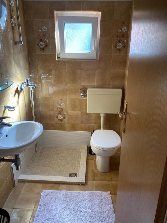 Apartmani Niks Makarska Exterior foto